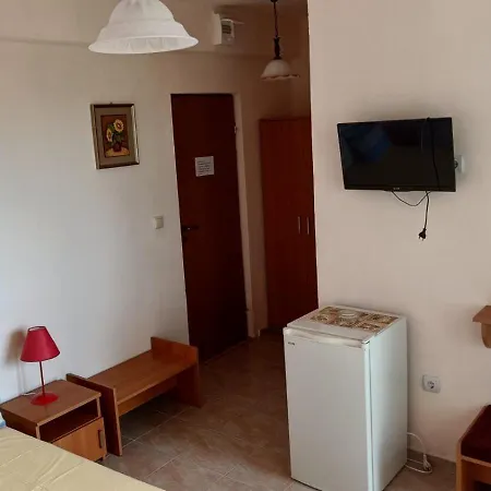 фернандес Guest house